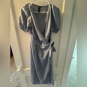 Chic Blue Patterned Midi Dress